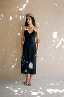 Robe noire Tania