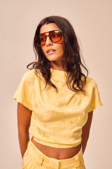 Top Leila butter yellow